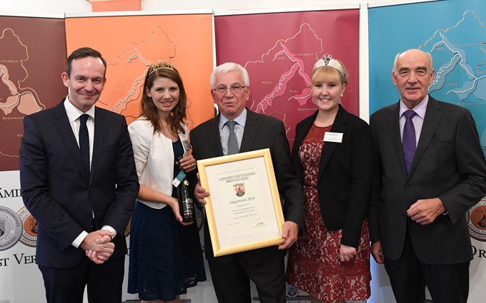 Bester trockener Mosel-Riesling erneut von Kallfelz